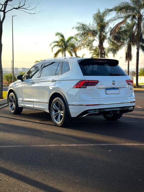 VOLKSWAGEN Tiguan 2.0 16V 4P TSI 350 TURBO R-LINE 4MOTION DSG AUTOM�TICO, Foto 5
