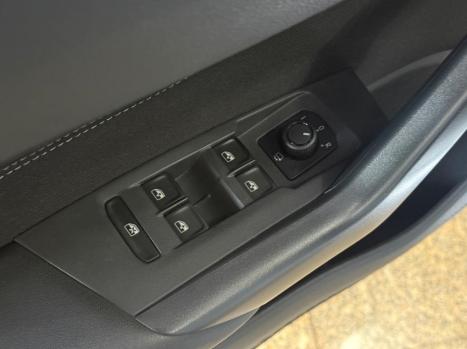 VOLKSWAGEN Virtus 1.4 4P 250 TSI EXCLUSIVE AUTOMTICO, Foto 15