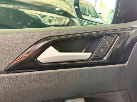 VOLKSWAGEN Virtus 1.0 4P 200 TSI FLEX COMFORTLINE AUTOMTICO, Foto 11