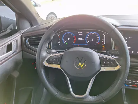 VOLKSWAGEN Virtus 1.0 4P 200 TSI FLEX HIGHLINE AUTOMTICO, Foto 17