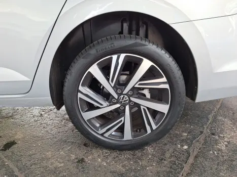 VOLKSWAGEN Virtus 1.0 4P 200 TSI FLEX HIGHLINE AUTOMTICO, Foto 24