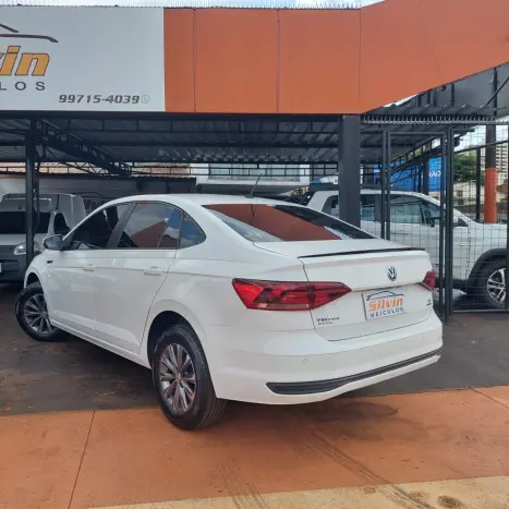 VOLKSWAGEN Virtus 1.6 4P MSI FLEX AUTOM�TICO, Foto 4