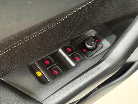 VOLKSWAGEN Virtus 1.4 4P 250 TSI EXCLUSIVE AUTOM�TICO, Foto 11