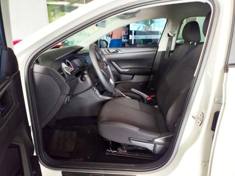 VOLKSWAGEN Virtus 1.6 4P MSI FLEX AUTOM�TICO, Foto 4