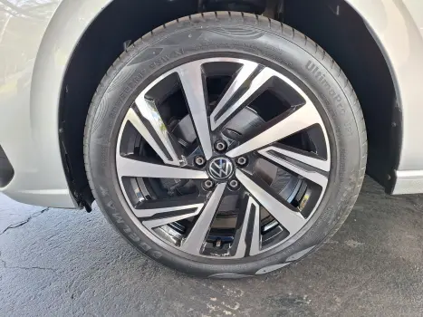 VOLKSWAGEN Virtus 1.0 4P 200 TSI FLEX HIGHLINE AUTOM�TICO, Foto 10