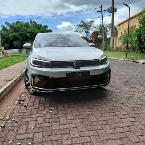 VOLKSWAGEN Virtus 1.0 4P 200 TSI FLEX HIGHLINE AUTOM�TICO, Foto 3