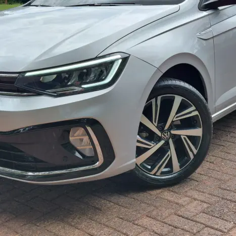 VOLKSWAGEN Virtus 1.0 4P 200 TSI FLEX HIGHLINE AUTOM�TICO, Foto 4