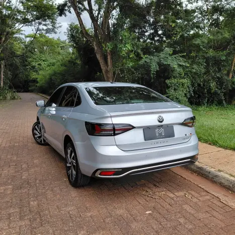 VOLKSWAGEN Virtus 1.0 4P 200 TSI FLEX HIGHLINE AUTOM�TICO, Foto 5