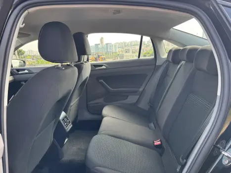 VOLKSWAGEN Virtus 1.0 4P 200 TSI FLEX COMFORTLINE AUTOM�TICO, Foto 9