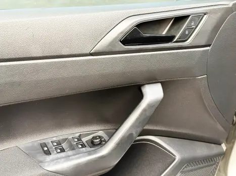 VOLKSWAGEN Virtus 1.6 4P MSI FLEX, Foto 10