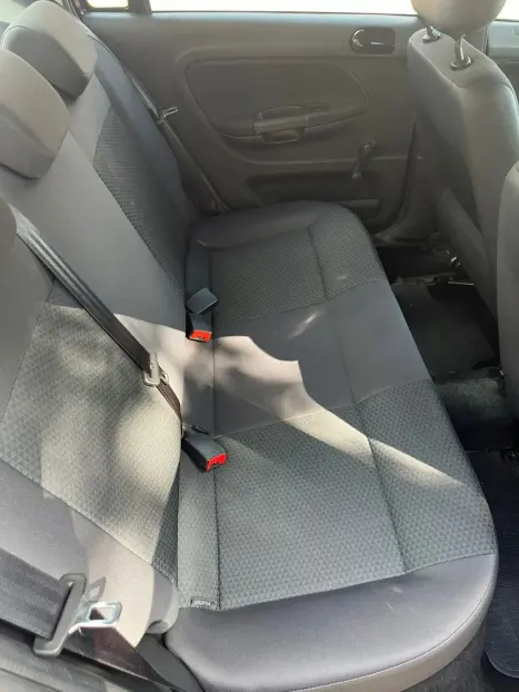 VOLKSWAGEN Voyage 1.0 4P FLEX, Foto 9