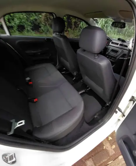 VOLKSWAGEN Voyage 1.6 4P FLEX MSI AUTOM�TICO, Foto 9