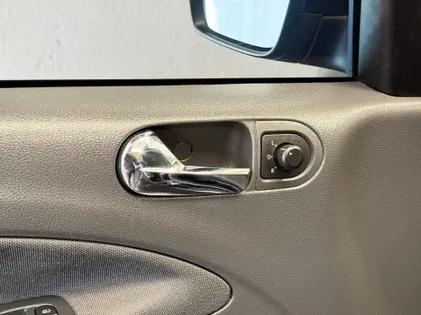 VOLKSWAGEN Voyage , Foto 10