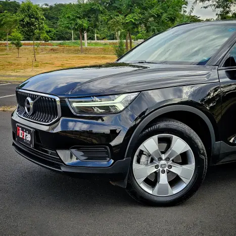 VOLVO XC40 2.0 16V 4P T4 TURBO GEARTRONIC AUTOM�TICO, Foto 4