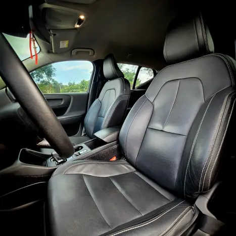 VOLVO XC40 2.0 16V 4P T4 TURBO GEARTRONIC AUTOM�TICO, Foto 5