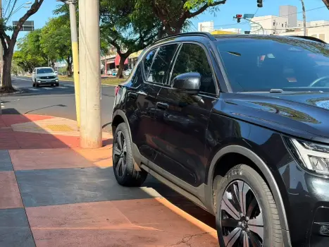 VOLVO XC40 P6 RECHARGE ELECTRIC PLUS, Foto 4