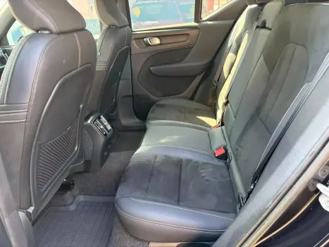 VOLVO XC40 P6 RECHARGE ELECTRIC PLUS, Foto 17