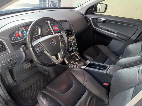 VOLVO XC60 2.0 4P DYNAMIC T5 TURBO AUTOMÁTICO, Foto 4