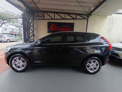 VOLVO XC60 2.0 4P DYNAMIC T5 TURBO AUTOMÁTICO, Foto 10