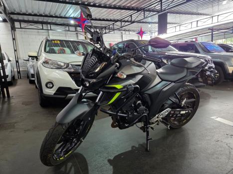 YAMAHA FZ 25 250 Fazer Flex , Foto 4