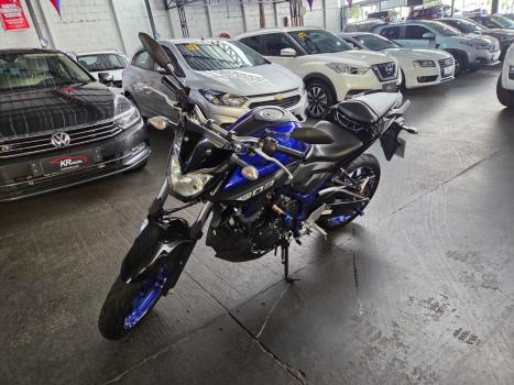 YAMAHA MT-03 300 ABS, Foto 2