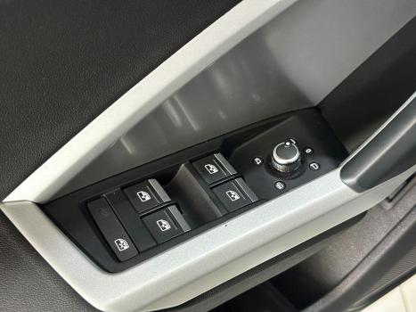 AUDI Q3 1.4 4P 35 TFSI PRESTIGE PLUS S-TRONIC AUTOMTICO, Foto 10