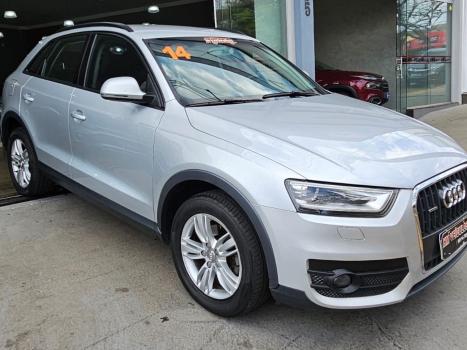 AUDI Q3 2.0 4P TFSI AMBIENTE QUATTRO S-TRONIC AUTOMTICO, Foto 3