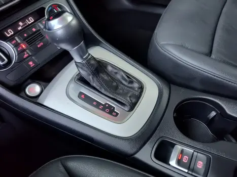 AUDI Q3 2.0 4P TFSI AMBIENTE QUATTRO S-TRONIC AUTOMTICO, Foto 19