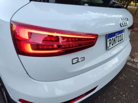 AUDI Q3 2.0 4P TFSI AMBIENTE QUATTRO S-TRONIC AUTOMTICO, Foto 24
