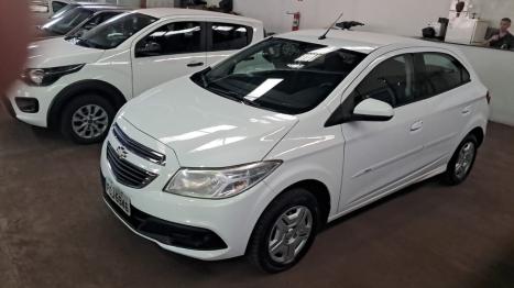 CHEVROLET Onix Hatch 1.0 4P FLEX LT, Foto 2