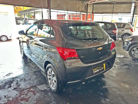 CHEVROLET Onix Hatch 1.0 4P FLEX LT, Foto 3