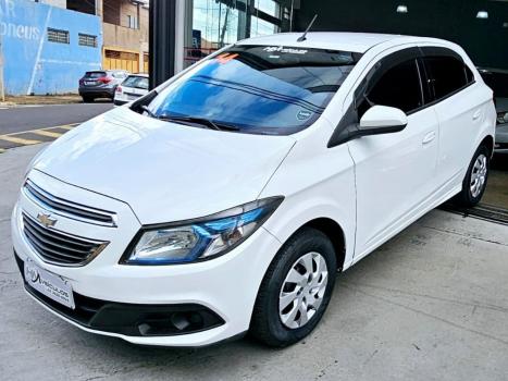 CHEVROLET Onix Hatch 1.0 4P FLEX LT, Foto 2