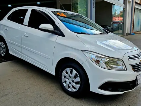 CHEVROLET Onix Hatch 1.0 4P FLEX LT, Foto 3