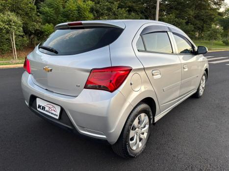 CHEVROLET Onix Hatch 1.0 4P FLEX LT, Foto 4