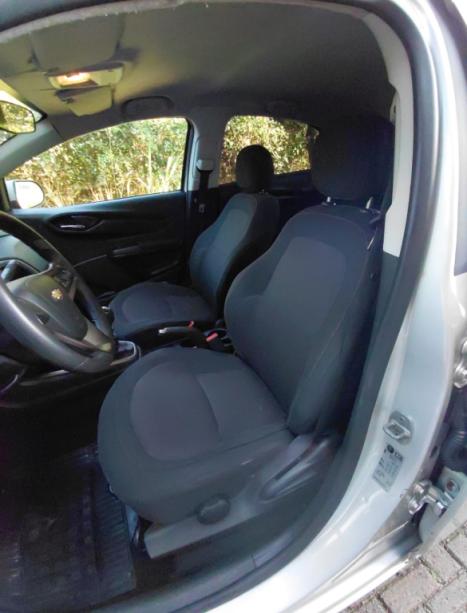 CHEVROLET Onix Hatch 1.4 4P FLEX LT, Foto 4