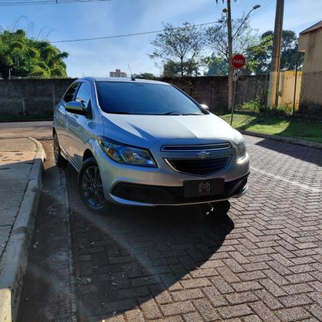 CHEVROLET Onix Hatch 1.4 4P FLEX LT, Foto 10