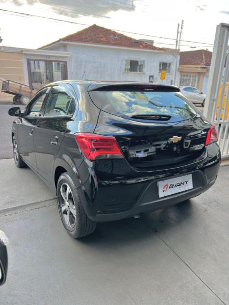 CHEVROLET Onix Hatch 1.4 4P FLEX LTZ, Foto 4