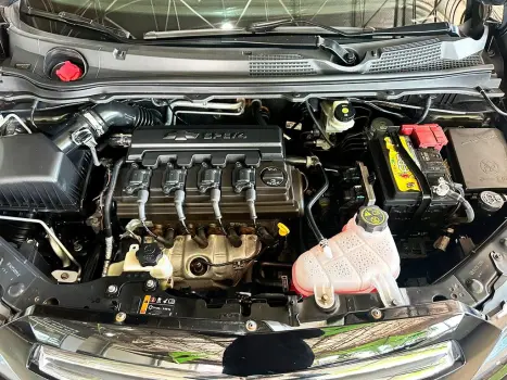 CHEVROLET Onix Hatch 1.4 4P FLEX LTZ, Foto 9
