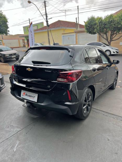 CHEVROLET Onix Hatch 1.0 12V 4P FLEX LT TURBO AUTOMTICO, Foto 4
