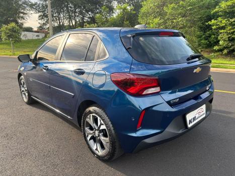 CHEVROLET Onix Hatch 1.0 12V 4P FLEX PREMIER 2 TURBO AUTOMTICO, Foto 4