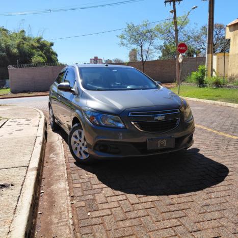 CHEVROLET Onix Hatch 1.4 4P FLEX LT, Foto 8