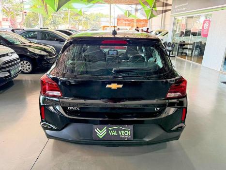 CHEVROLET Onix Hatch 1.0 4P FLEX LT, Foto 17
