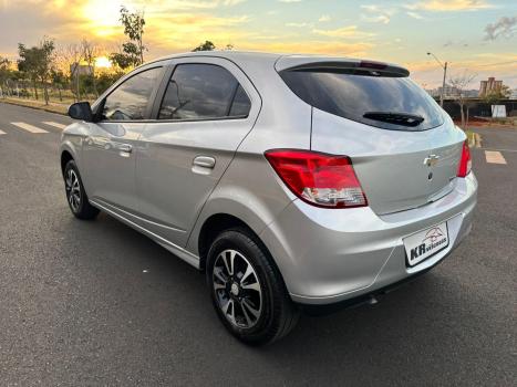 CHEVROLET Onix Hatch 1.0 4P FLEX LT, Foto 4
