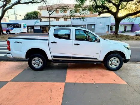CHEVROLET S10 2.8 16V LS CABINE DUPLA 4X4 TURBO DIESEL, Foto 8