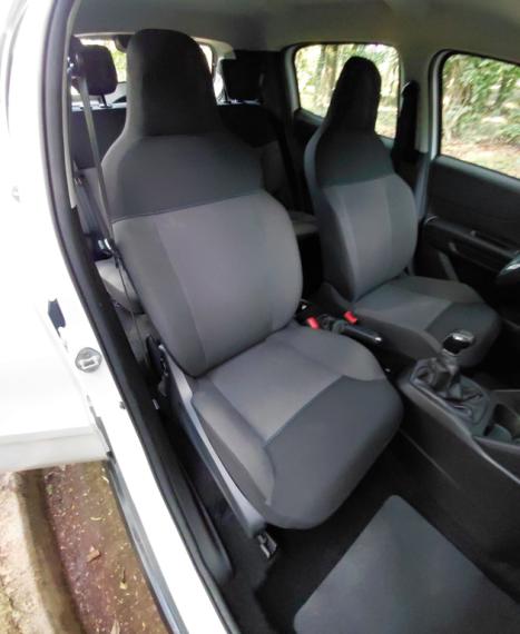 CITROEN C3 1.0 12V 4P FLEX FIREFLEY LIVE PACK, Foto 3