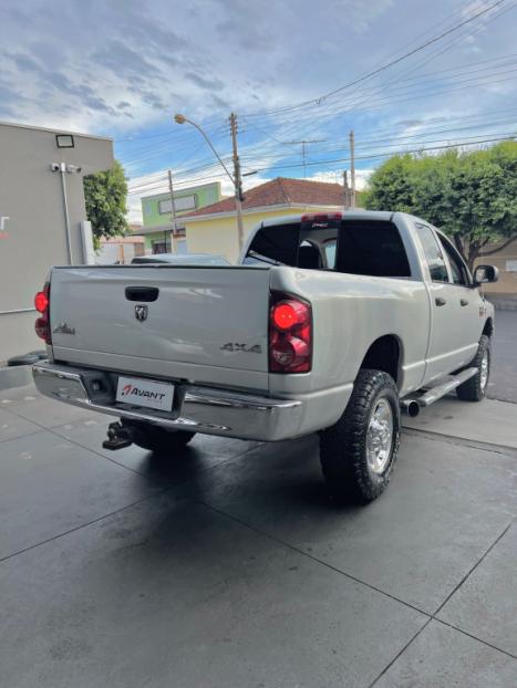 DODGE Ram 5.9 4P 24V I6 2500 SLT 4X4 CABINE DUPLA HAVE DUTY TURBO DIESEL AUTOMTICO, Foto 4