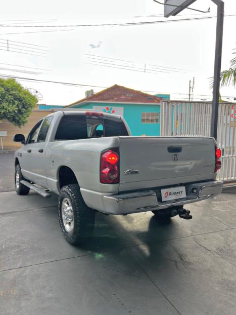 DODGE Ram 5.9 4P 24V I6 2500 SLT 4X4 CABINE DUPLA HAVE DUTY TURBO DIESEL AUTOMTICO, Foto 6