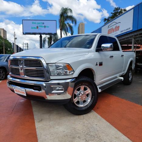 DODGE Ram 6.7 I6 24V 4P 2500 LARAMIE 4X4 TURBODIESEL  AUTOMTICO CABINE DUPLA, Foto 2