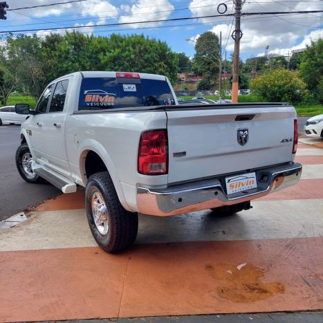 DODGE Ram 6.7 I6 24V 4P 2500 LARAMIE 4X4 TURBODIESEL  AUTOMTICO CABINE DUPLA, Foto 3