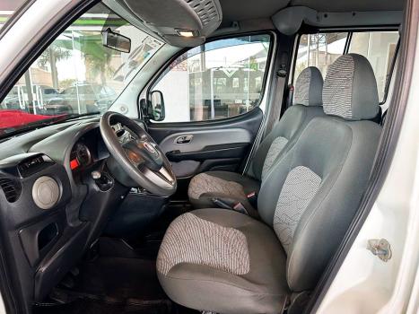 FIAT Doblo 1.8 16V 4P FLEX ESSENCE 7 LUGARES, Foto 4